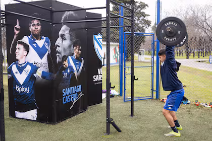 Vélez tiene alrededor de 35 equipos entre juveniles e infantiles, y ya tiene conformada la categoría 2022, integrada por chicos de entre tres y cuatro años